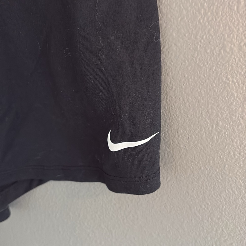 Nike Dri-Fit Top - Picture 4 of 6